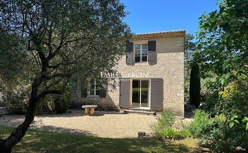 Villa en Uzès, Occitania, Francia 1