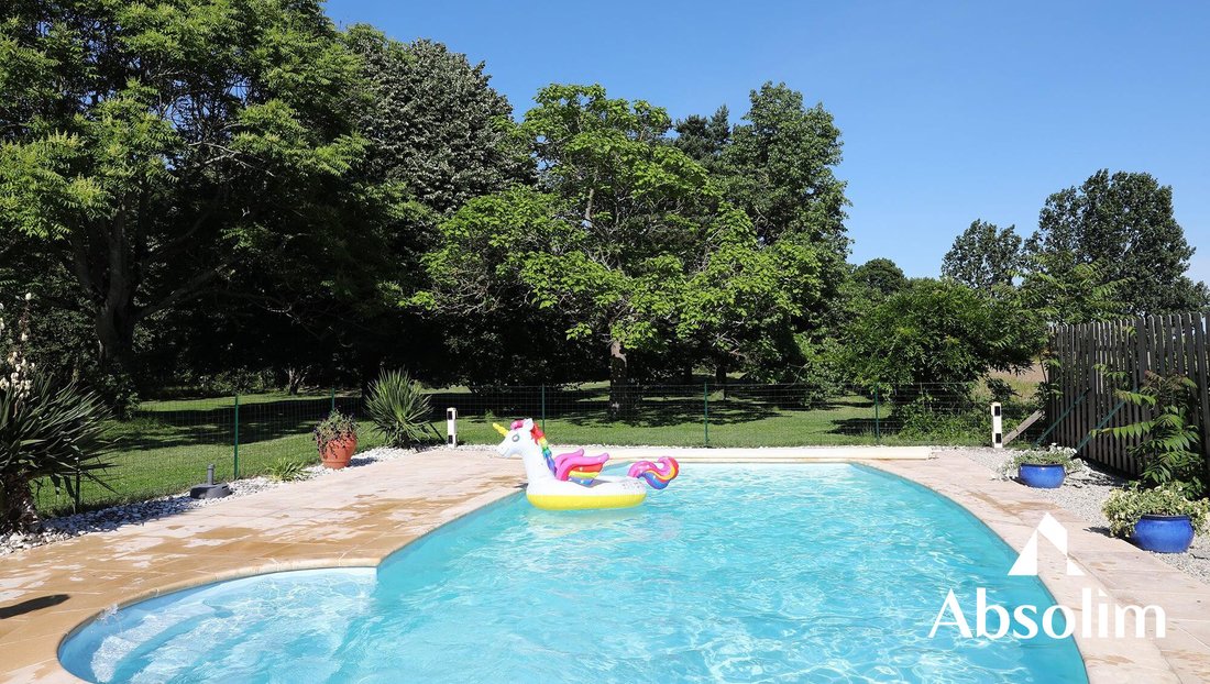 House in Maze, Maze-Milon, France 5 - 18059984