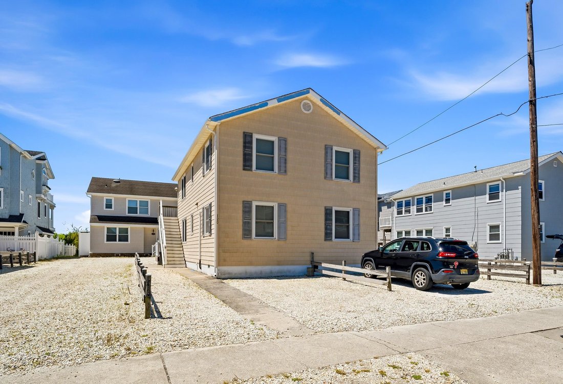 Condo in Sea Isle City, New Jersey, United States 1 - 18057838
