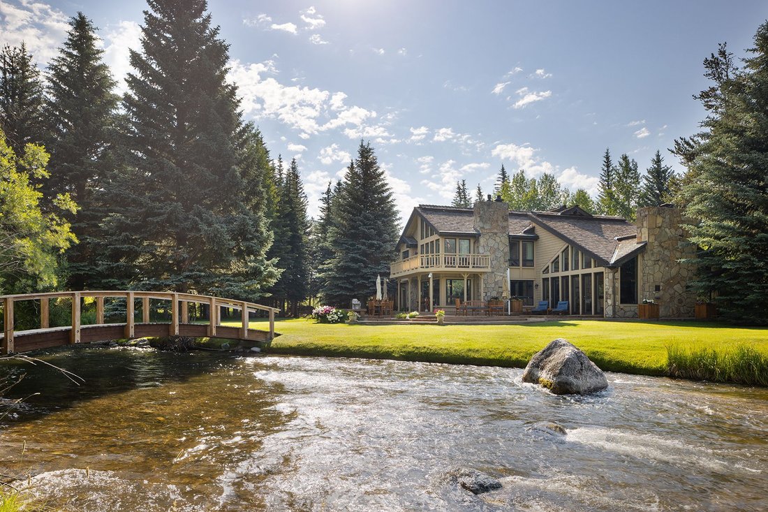 House in Wilson, Wyoming, United States 4 - 18056447