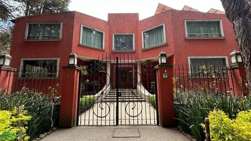 Townhouse in San Miguel Ameyalco, State of Mexico, Mexico 1 - 17232579