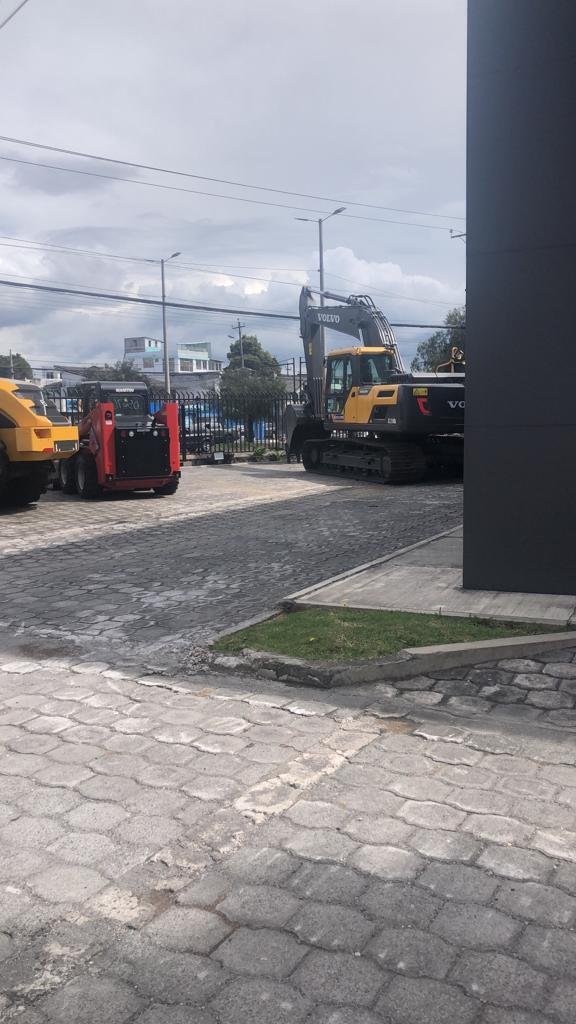Land in Quito, Pichincha, Ecuador 3 - 18056344