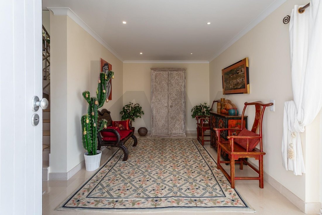 House in Carcavelos e Parede, Lisbon, Portugal 5 - 18055987