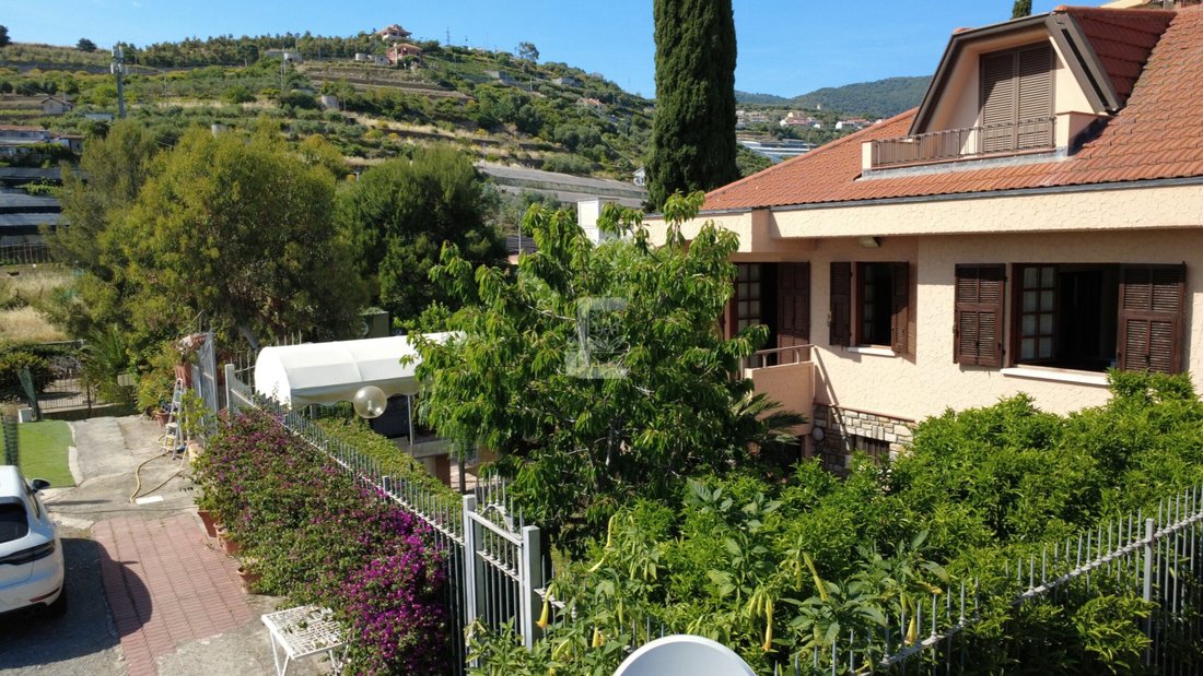 Villa in Santo Stefano al Mare, Liguria, Italy 3 - 18054839