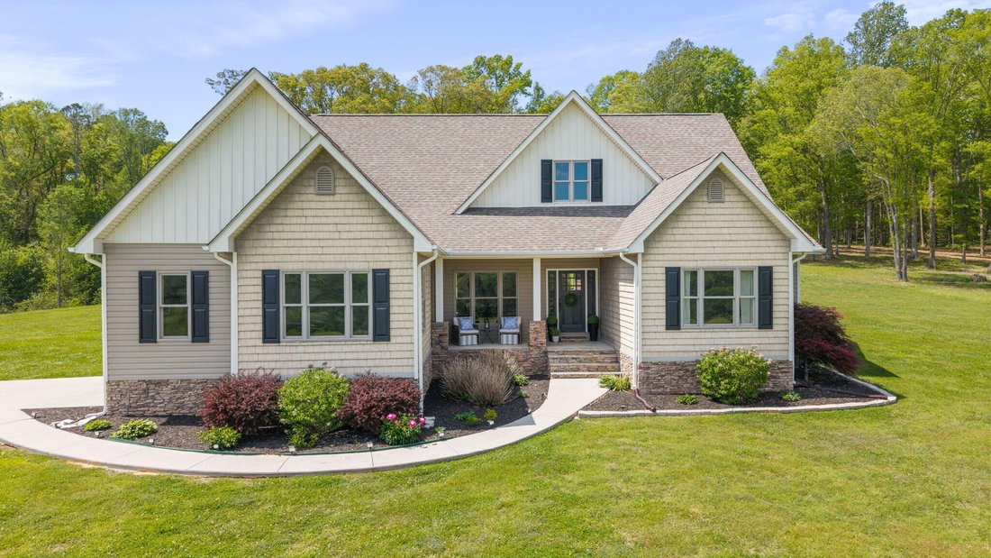 House in Riceville, Tennessee, United States 2 - 18057861