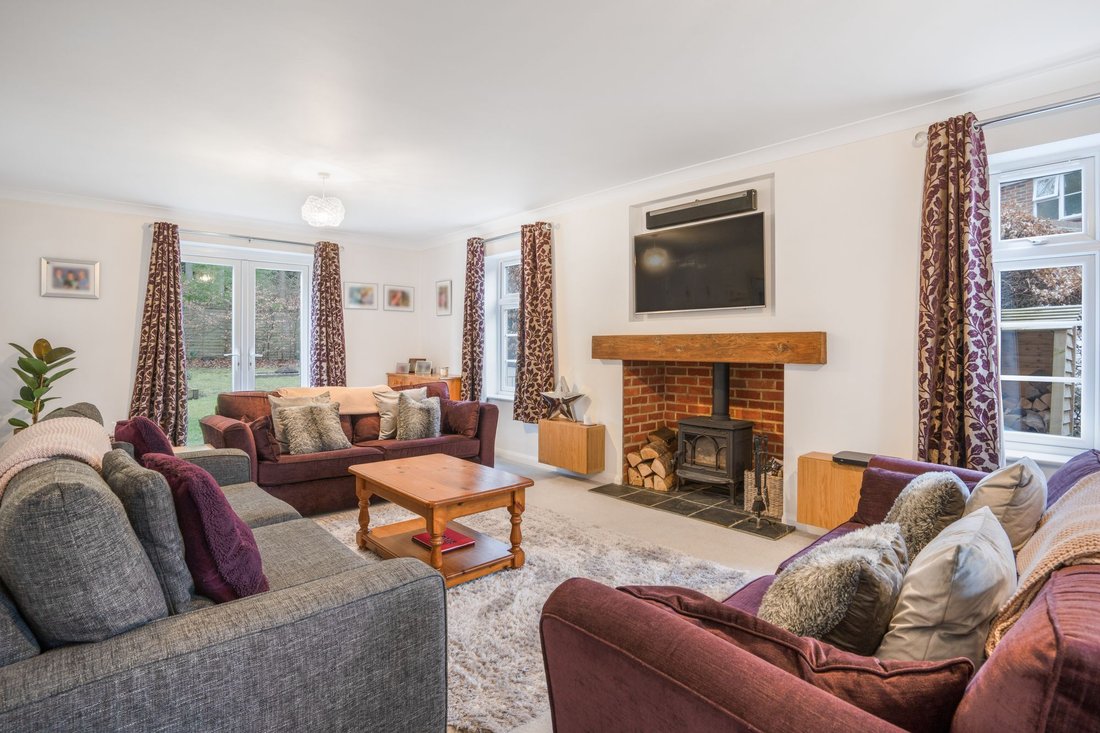 House in Ascot, England 2 - 18054789