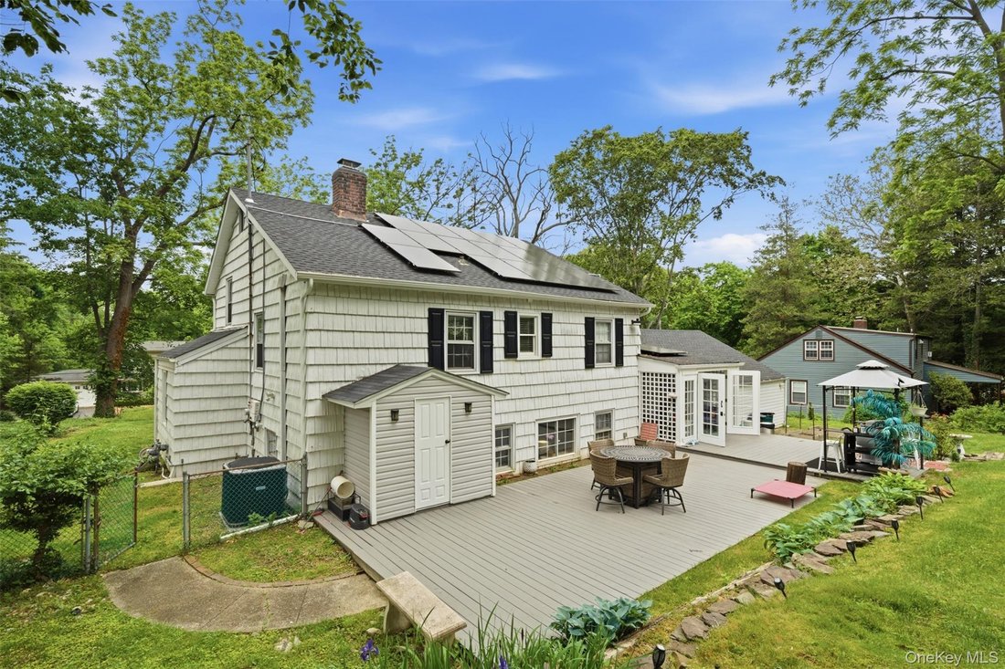 House in Halesite, New York, United States 4 - 18058375