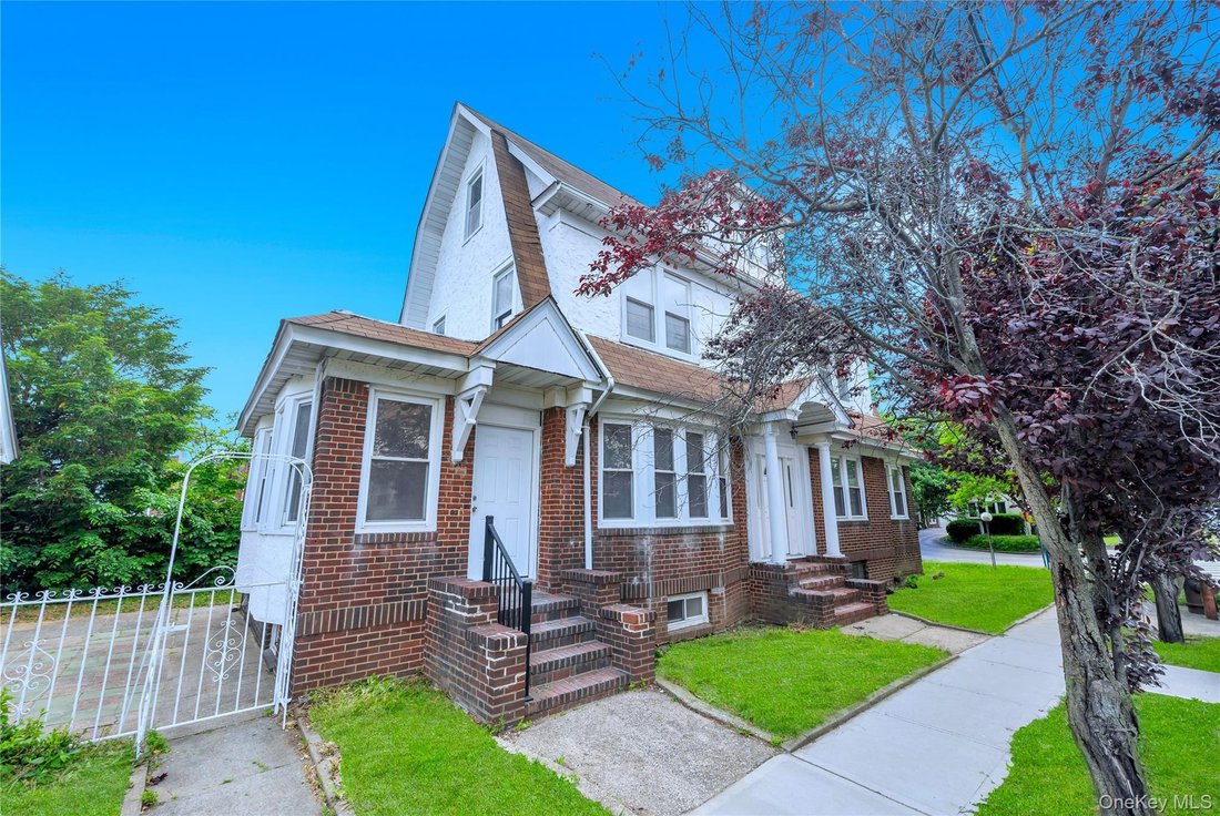 House in New York, New York, United States 4 - 18058465