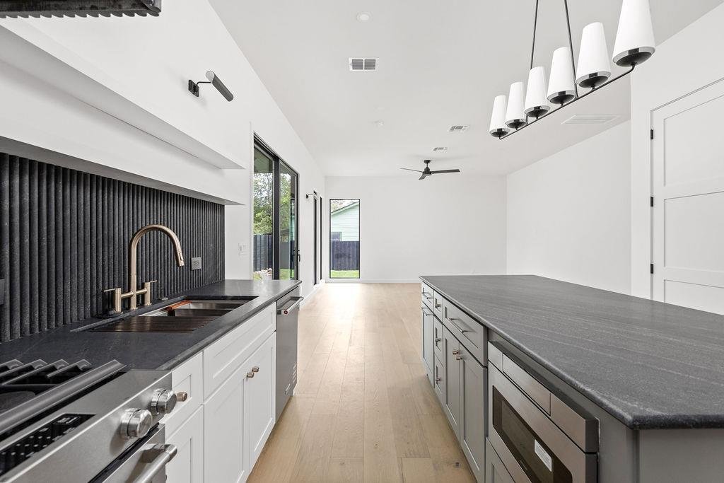House in Austin, Texas, United States 5 - 18058003