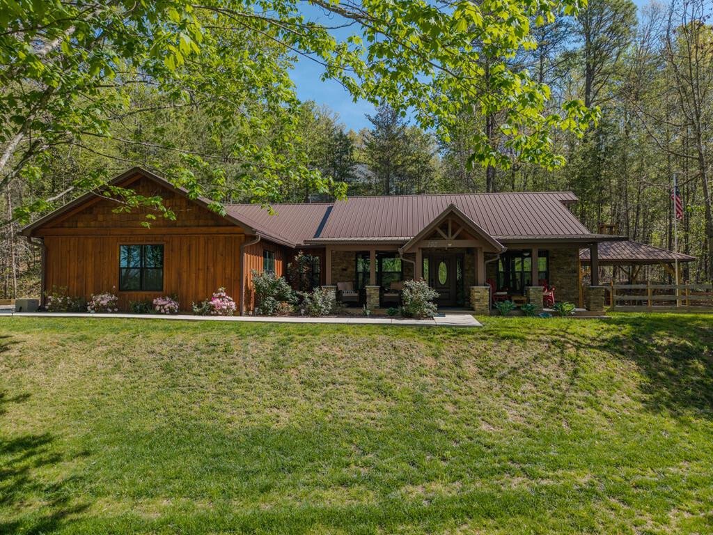 House in Hayesville, North Carolina, United States 1 - 18058481