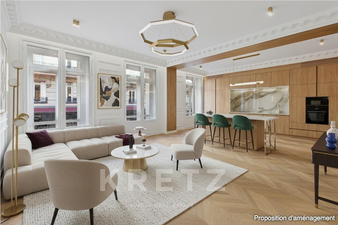 Apartment in Triangle d'Or, Paris 8e Arrondissement, Paris 1 - 16394474