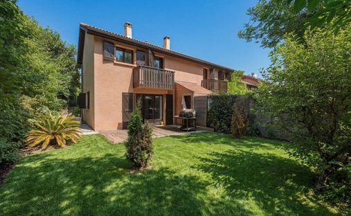 Haus in Ferney-Voltaire, Auvergne-Rhône-Alpes, Frankreich 1