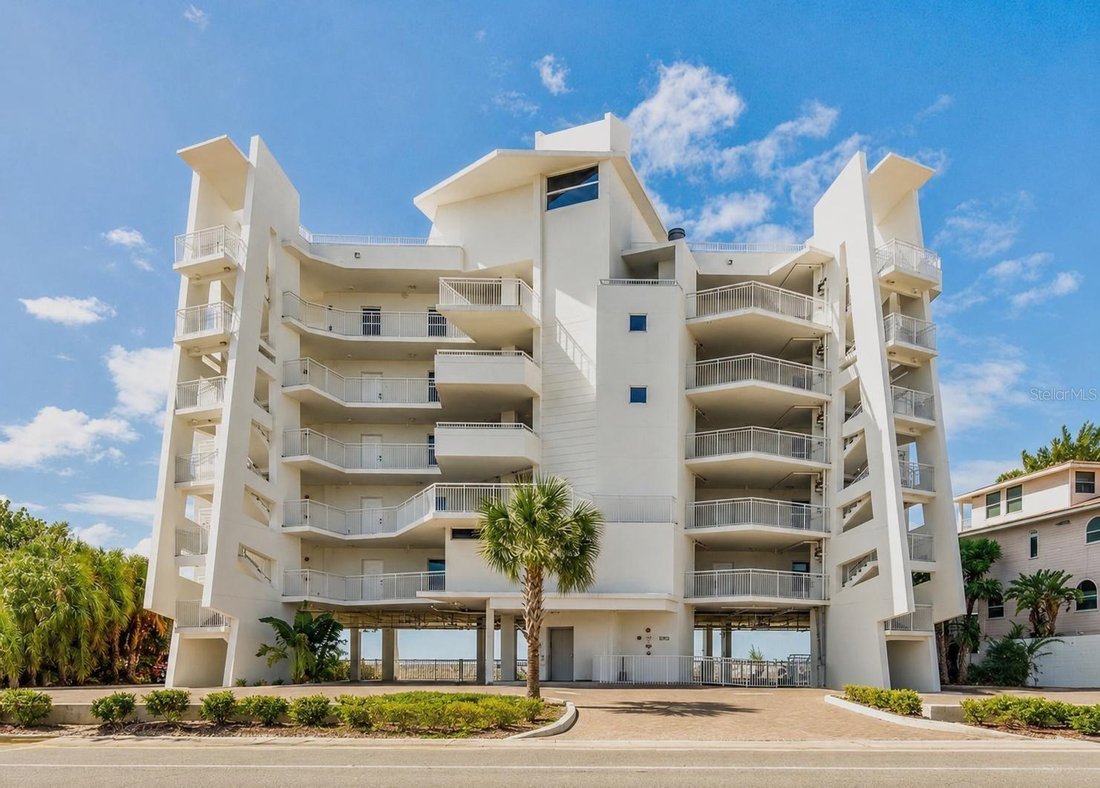 Condo in Treasure Island, Florida, United States 1 - 17604466
