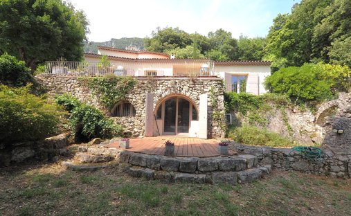 Villa in Tourrettes-sur-Loup, Provence-Alpes-Côte d'Azur, France 1