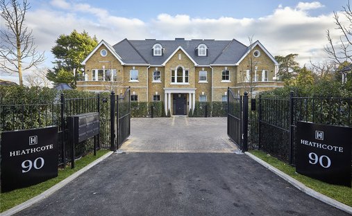 Apartment in Ferney Hill, Enfield, England 1