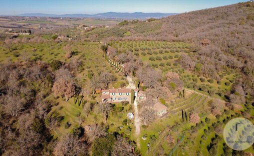 Country House in Città della Pieve, Umbria, Italy 1
