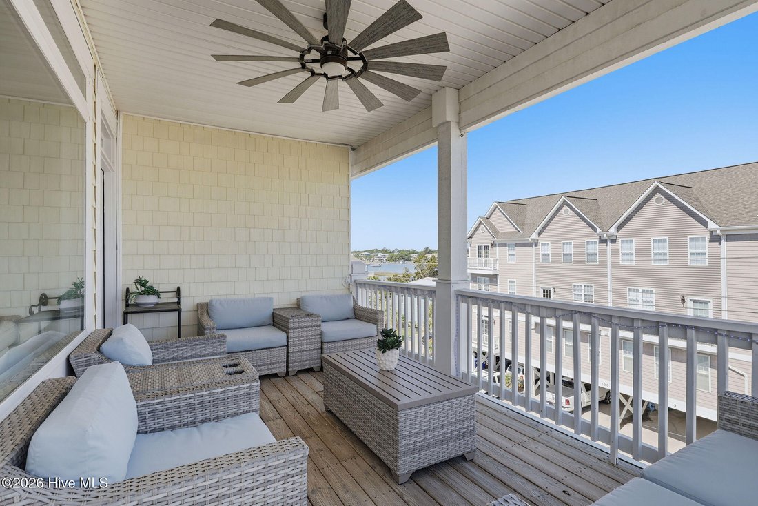 Condo in Carolina Beach, North Carolina, United States 4 - 18058157
