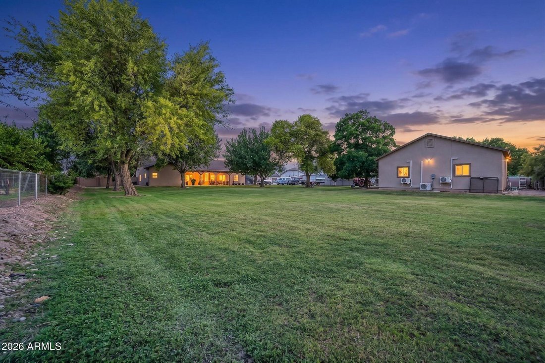 House in Gilbert, Arizona, United States 3 - 18059381