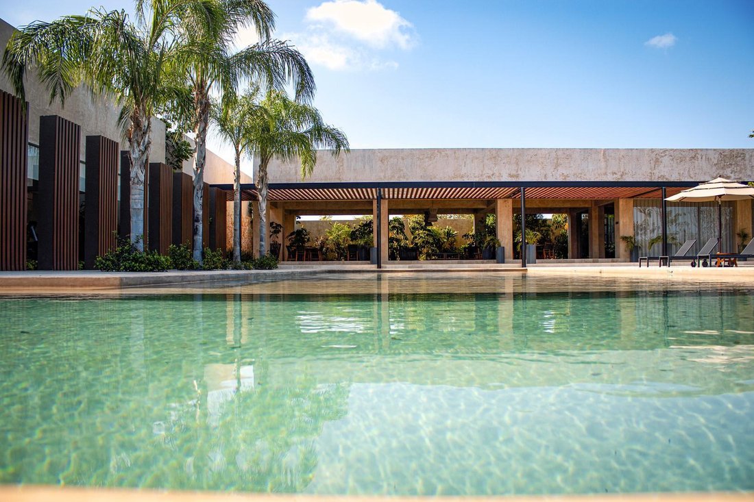House in Yucatán Country Club, Yucatan, Mexico 2 - 18056405