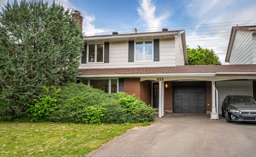 House in Ottawa, Ontario, Canada 1