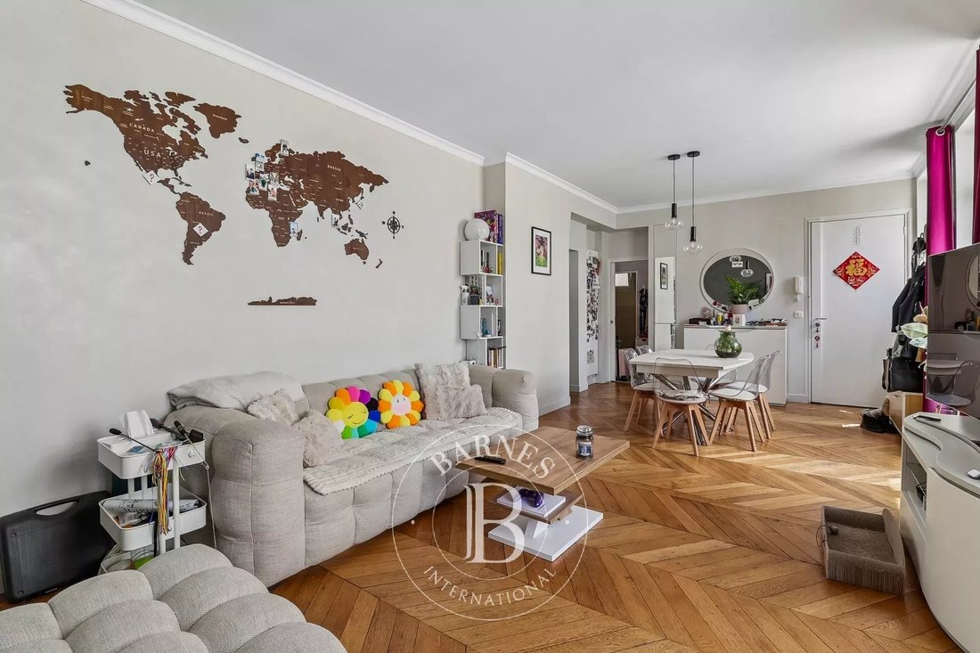 Apartment in Saint Thomas d'Aquin, Paris 7e Arrondissement, Paris 3 - 18055212