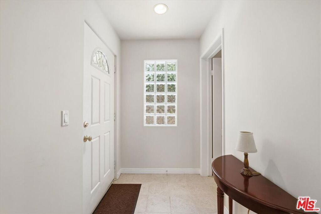 Condo in Santa Monica, California, United States 4 - 18058457