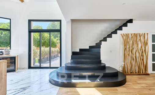House in Nord, Parmain, France 1