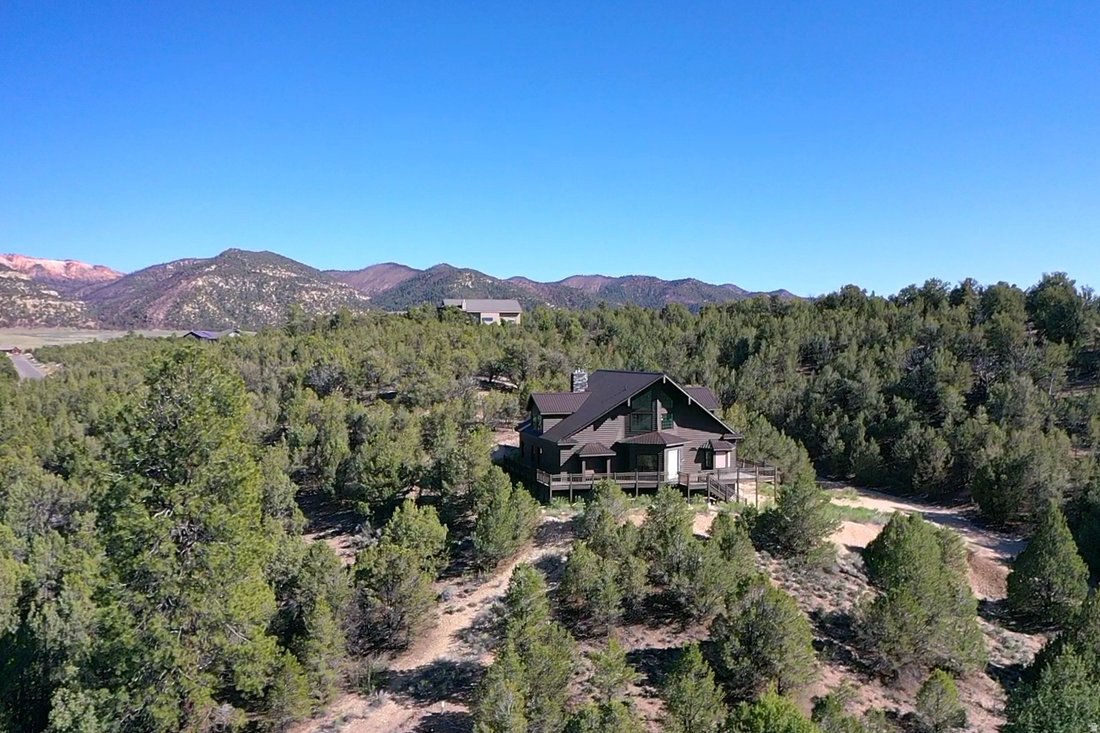 House in Hatch, Utah, United States 3 - 16594083