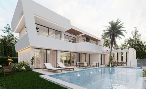Villa in Estepona, Andalusia, Spain 1