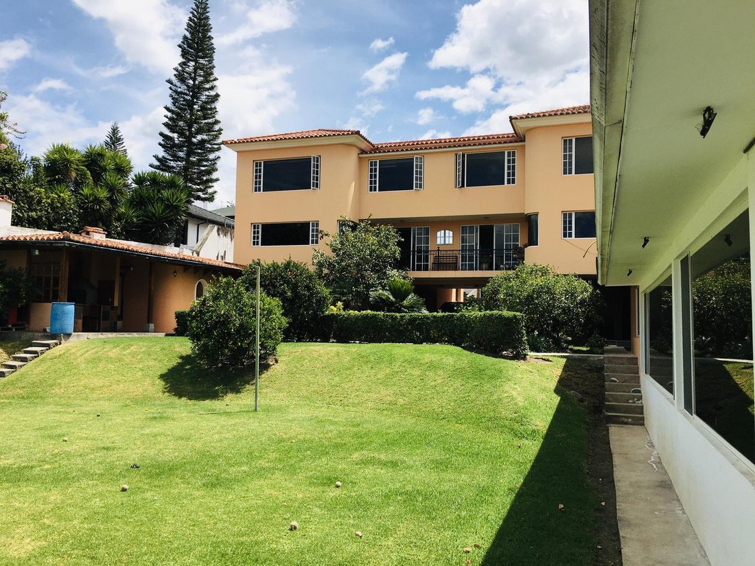 House in Quito, Pichincha, Ecuador 2 - 18056333
