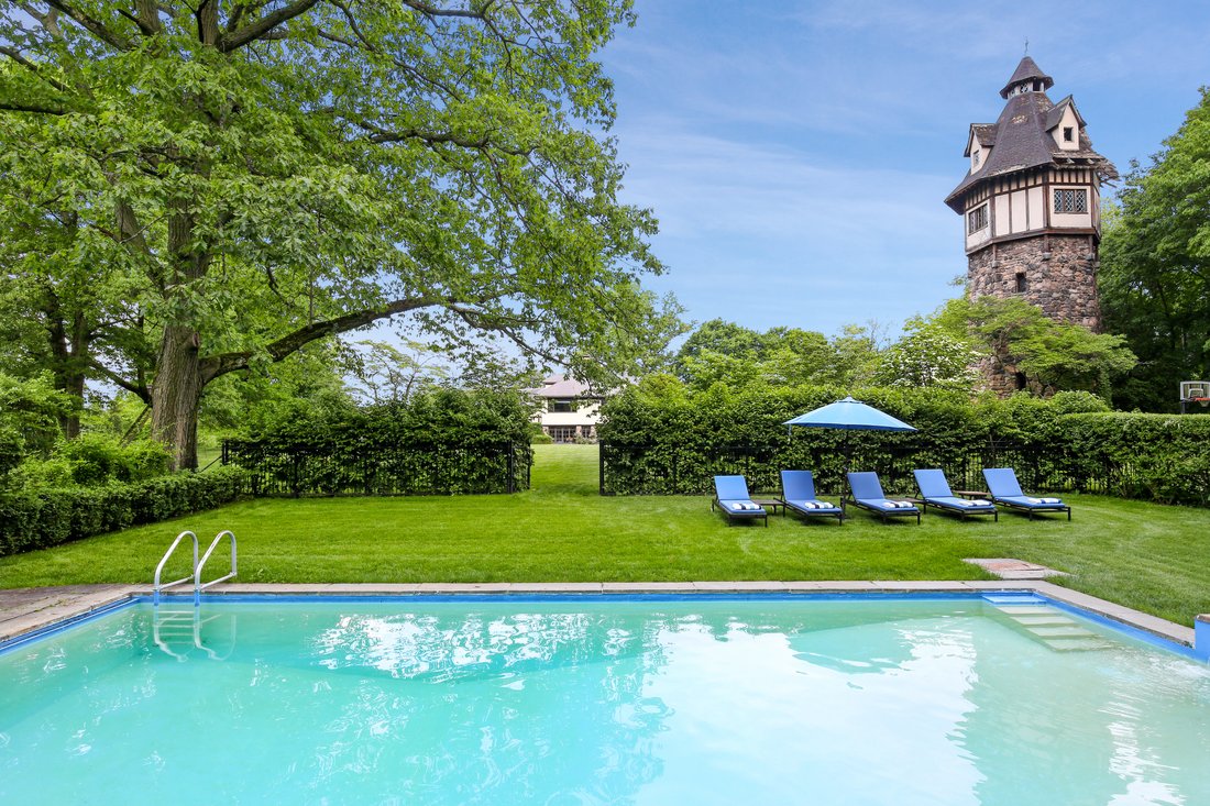 House in Harrison, New York, United States 3 - 18055788