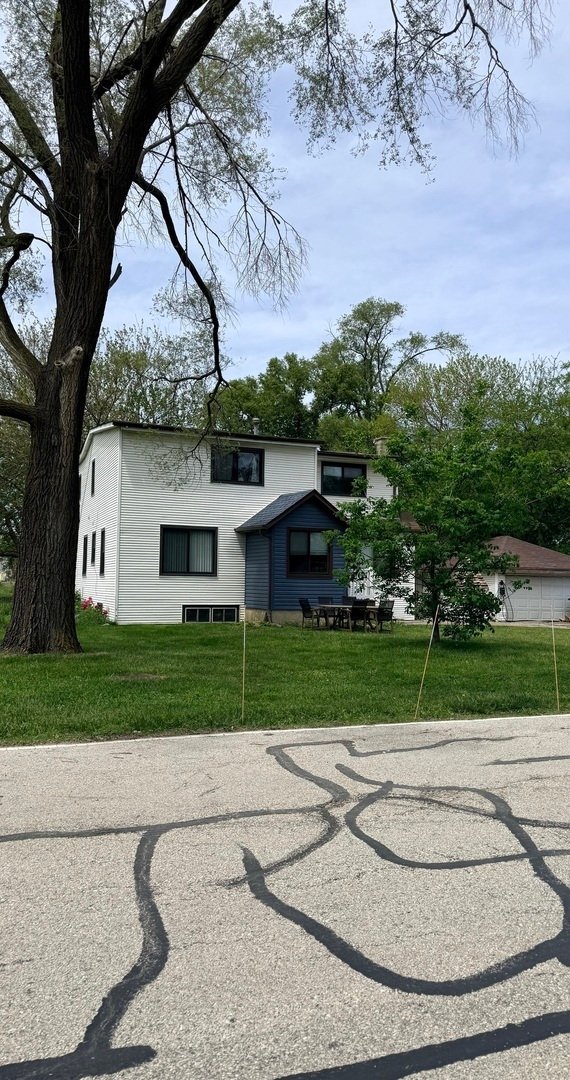 House in Des Plaines, Illinois, United States 3 - 17744385