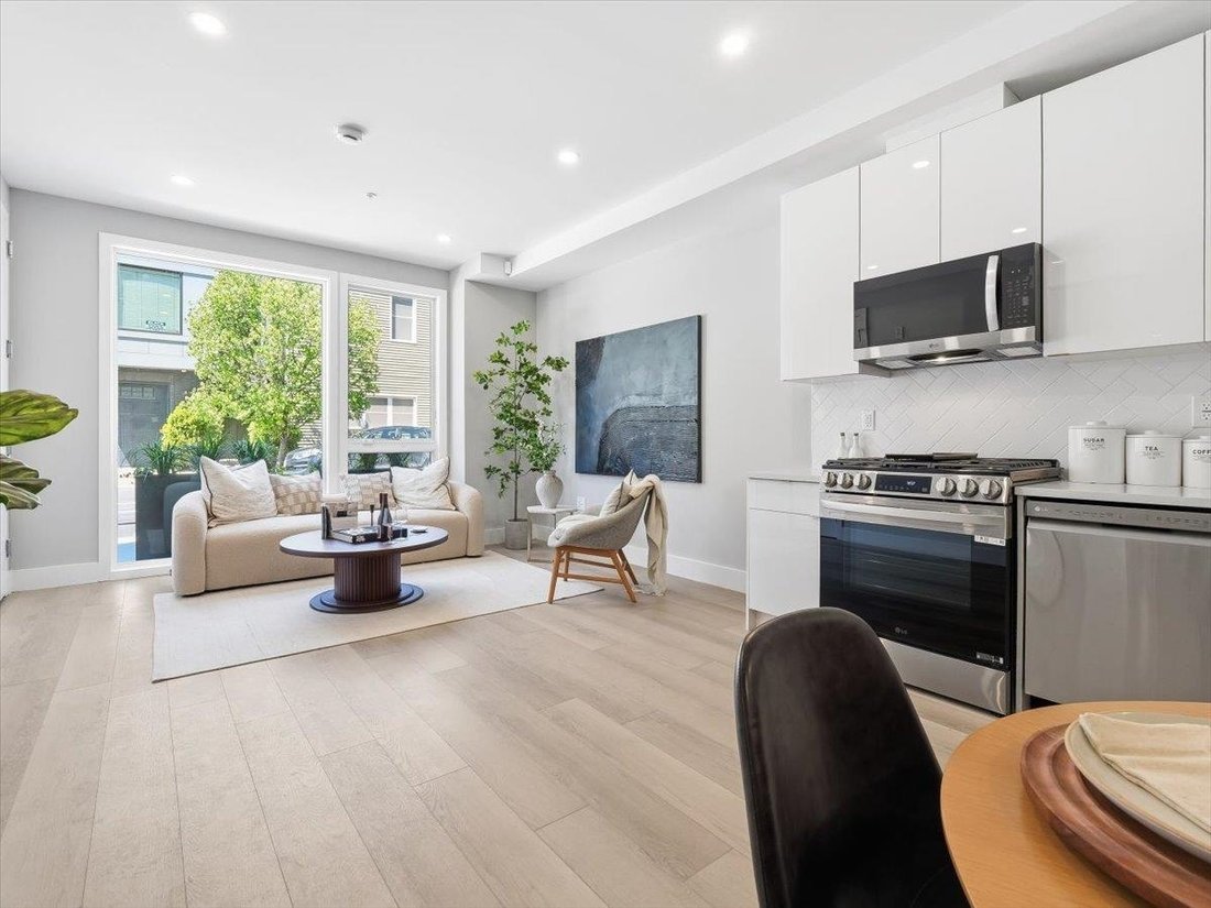 Condo in Jersey City, New Jersey, United States 2 - 18055772