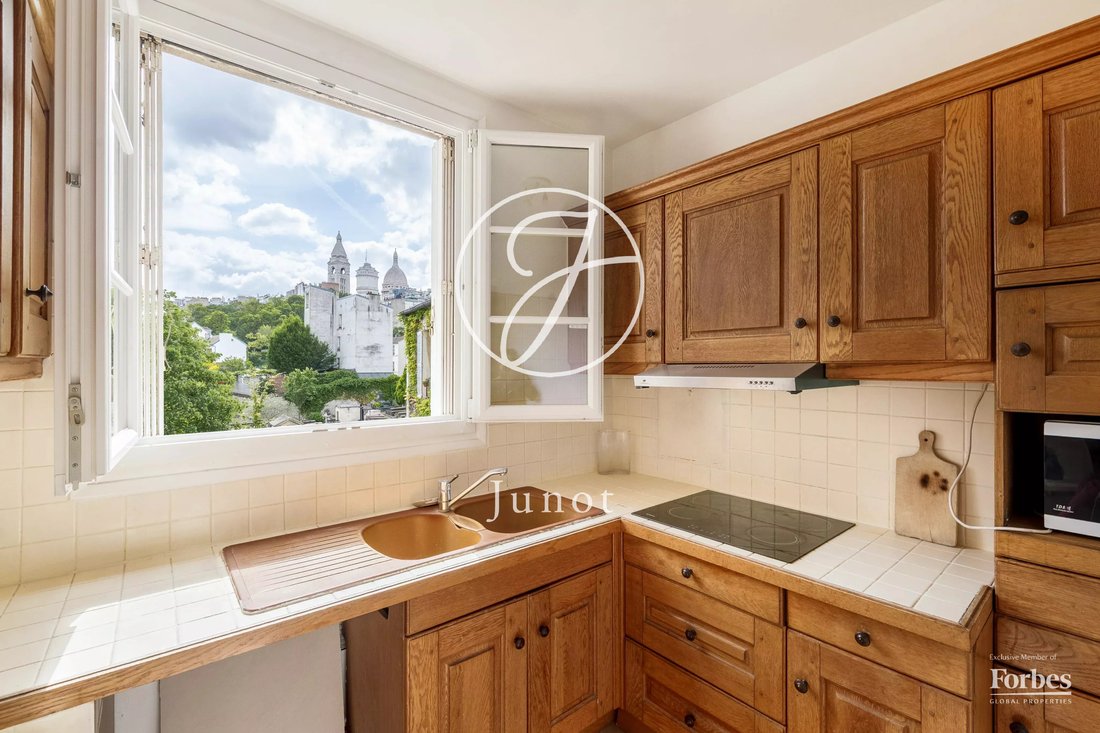 Apartment in Montmartre, Paris 18e Arrondissement, Paris 5 - 18055580