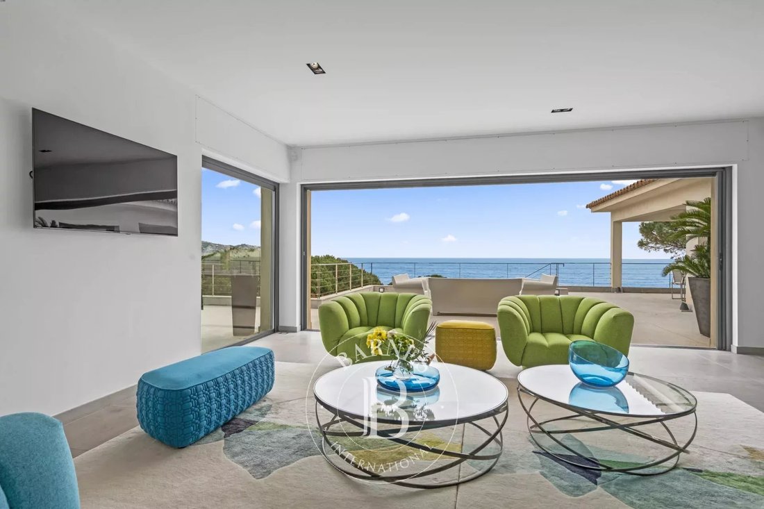 Villa in Nartelle-Noyer-Bellevue-bd des Sardinaux, Sainte-Maxime, France 2 - 17356947
