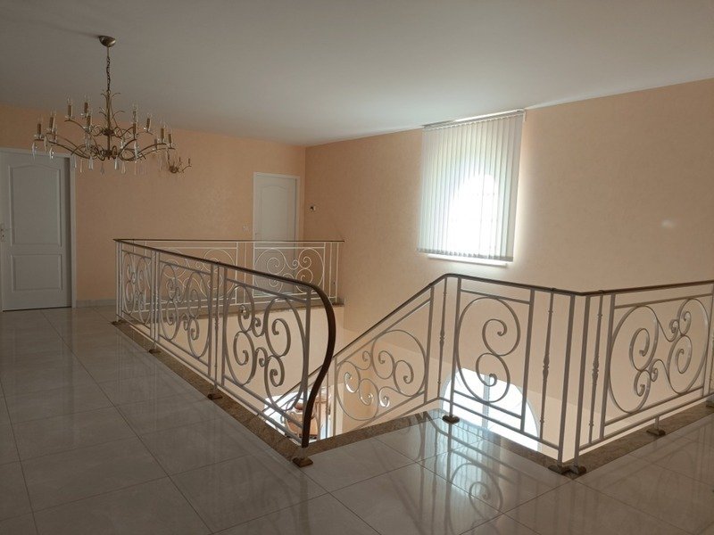 House in Cité Bretonnie-Chatelet-Favieres-Conches, Montlucon, France 4 - 18059054