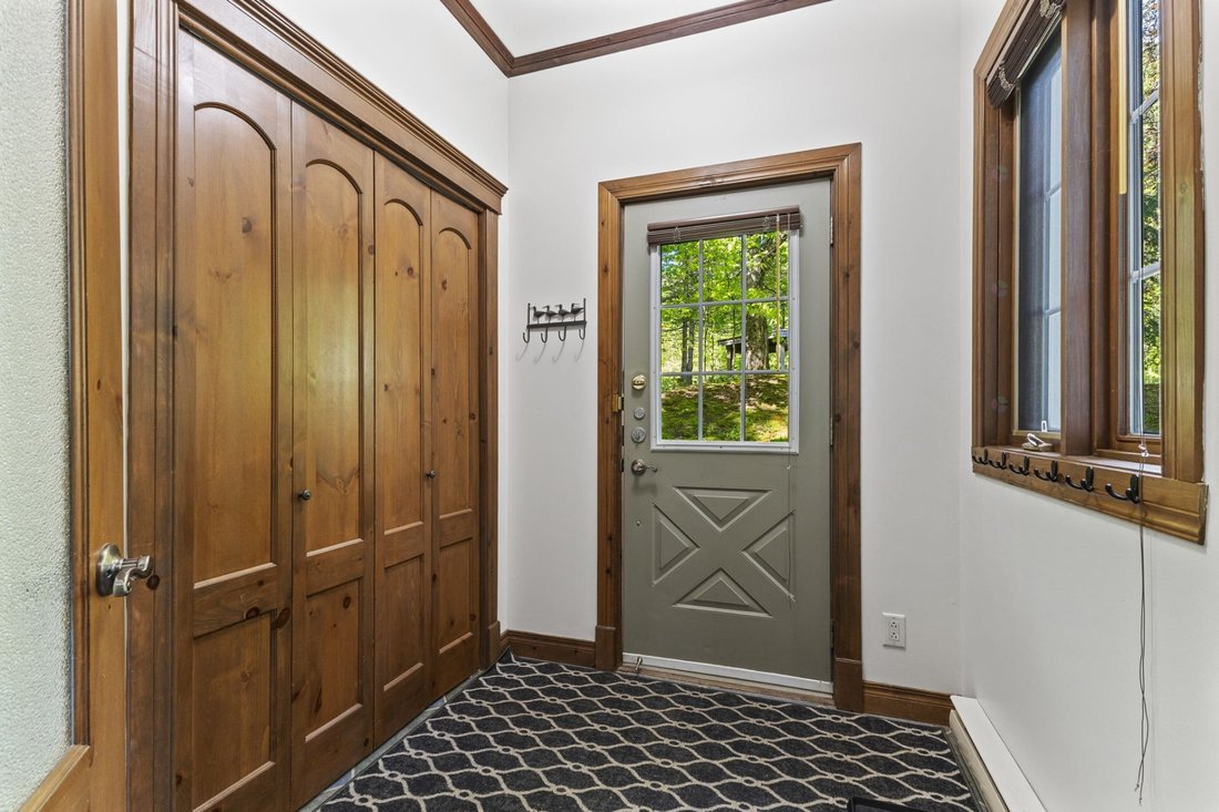 Condo in Mont-Tremblant, Quebec, Canada 3 - 18058745
