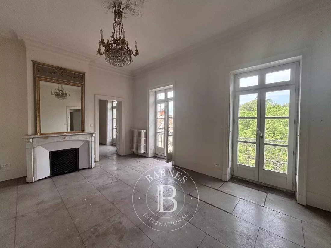 Apartment in Centre Historique, Montpellier, France 1 - 18017011