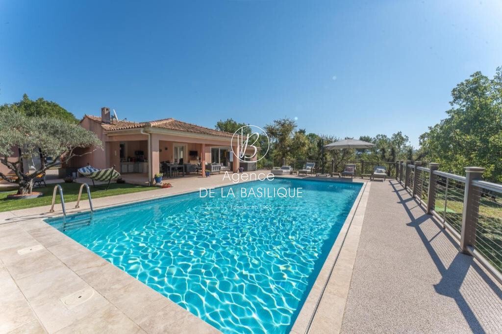 Villa in Centre Ville, Saint-Maximin-la-Sainte-Baume, France 1 - 18055240