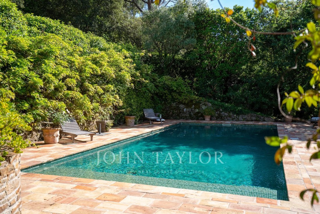 Estate in Gassin, Provence-Alpes-Côte d'Azur, France 5 - 18054987