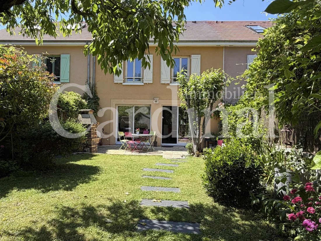 House in Villepreux, Ile-de-France, France 3 - 18054680