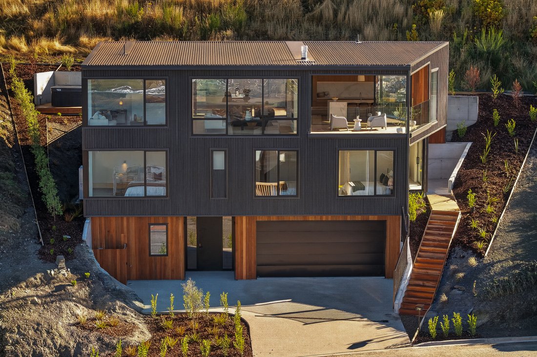 House in Queenstown, Otago, New Zealand 3 - 18059805