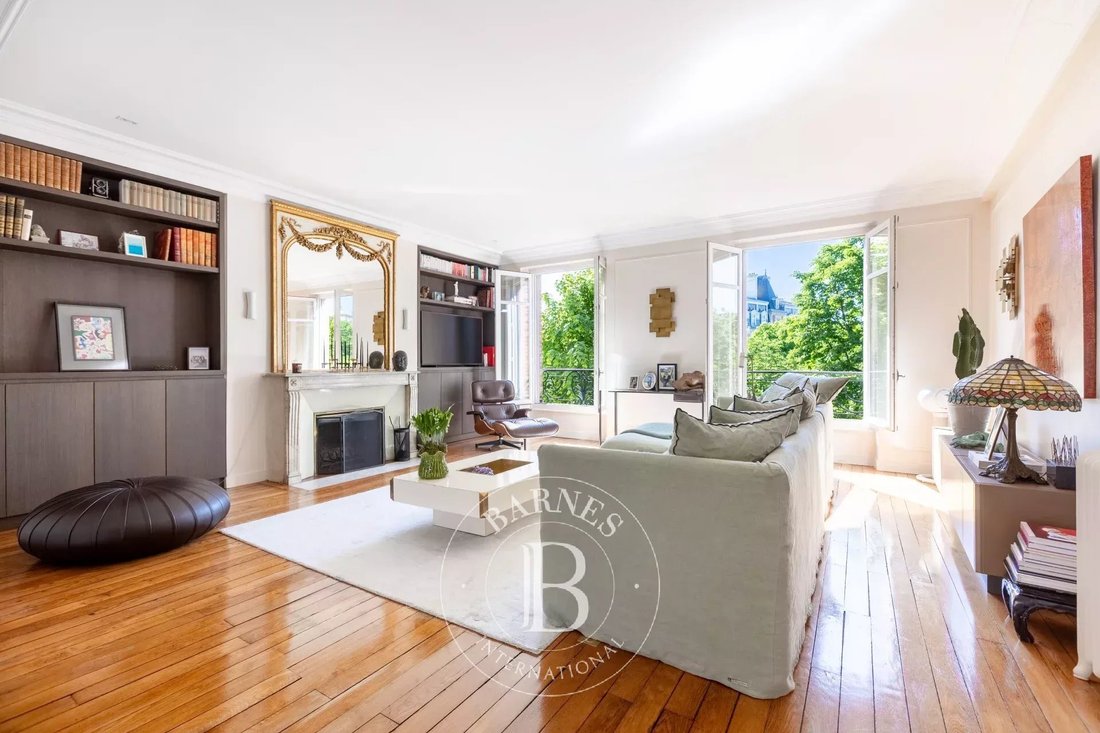 Apartment in La Plaine des Sablons, Neuilly-sur-Seine, France 3 - 18055629
