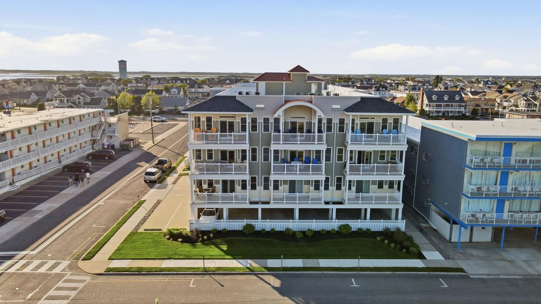 Condo in Wildwood, New Jersey, United States 1 - 18057834