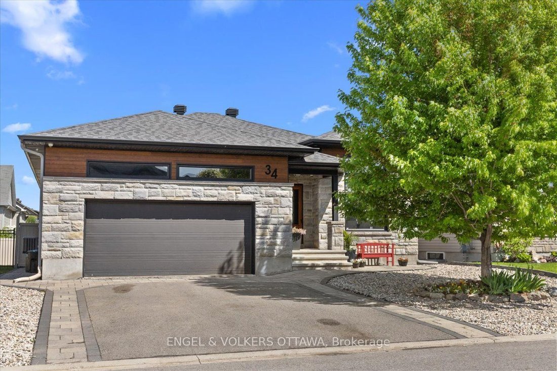 House in Clarence-Rockland, Ontario, Canada 1 - 18058719