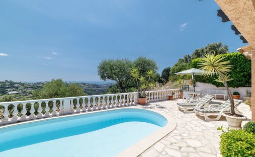 Villa in Nice, Provence-Alpes-Côte d'Azur, France 1