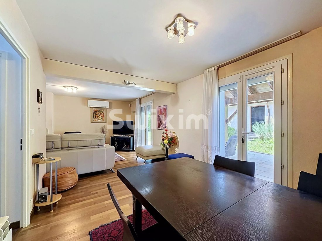 House in Échenevex, Auvergne-Rhône-Alpes, France 3 - 18058910