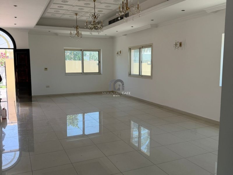 Villa in Al Faiha, Sharjah Emirate, United Arab Emirates 3 - 18055481