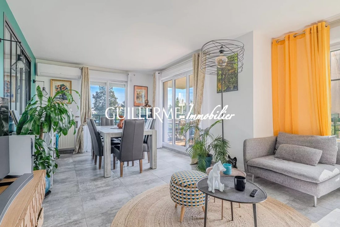 Apartment in Tassin le Bourg, Tassin-la-Demi-Lune, France 2 - 18059154