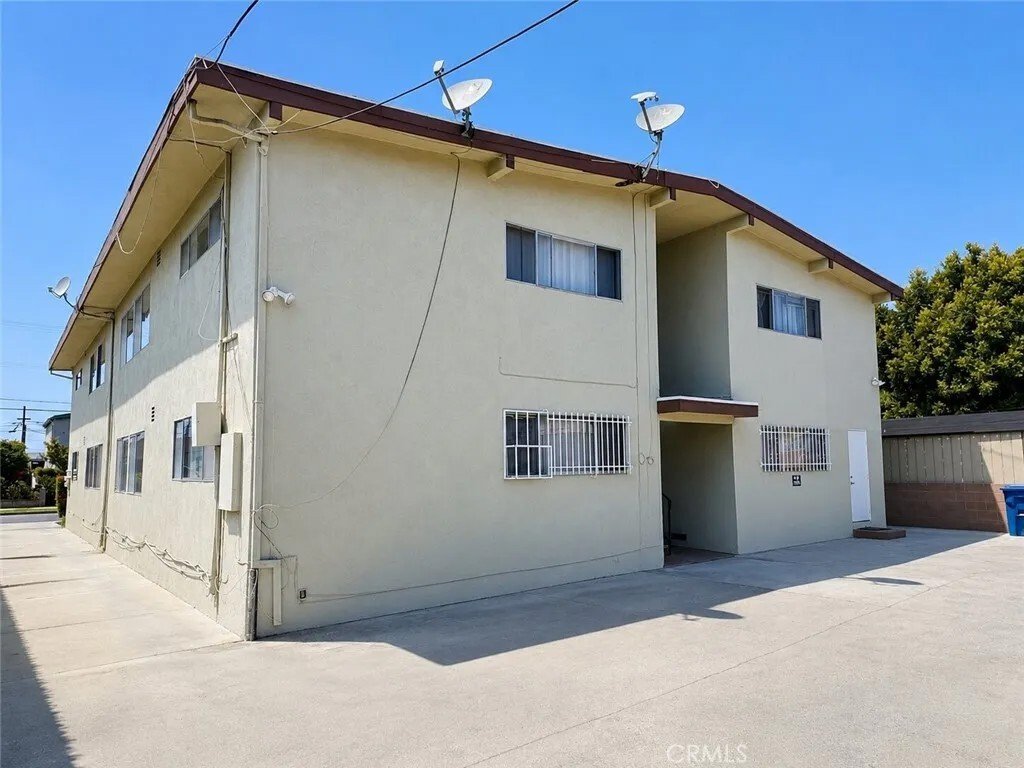Hawthorne, California, United States 4 - 18057637